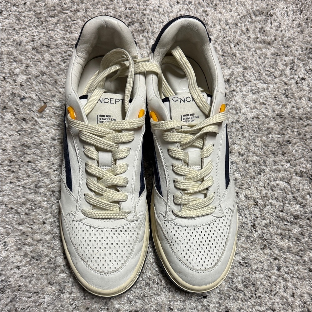 Oncept Womens Cream and Navy Low-Top Sneakers - Playoff F24 Preston Indigo